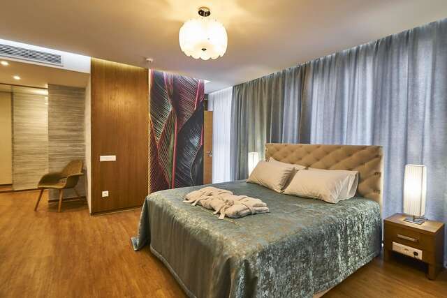 Отель Light Hotel Днепр-5